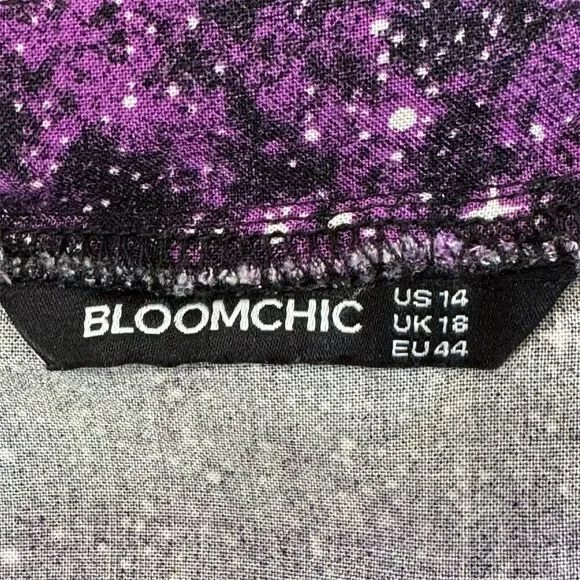 Bloomchic Purple Starry Night V-Neck Shirt Size 14 - Picture 4 of 6